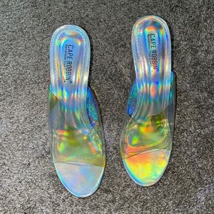 Holographic heels